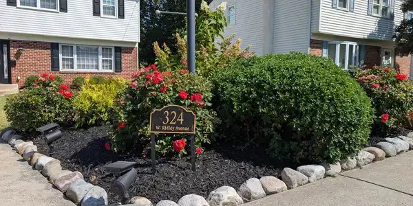 324 RIDLEY AVENUE