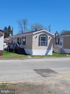 291 N. Virginia Avenue 291 N. VIRGINIA AVENUE, LOT #36