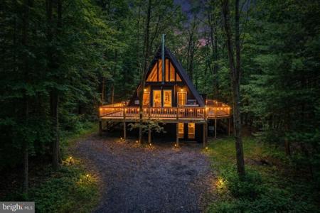 527 DEER RUN LANE