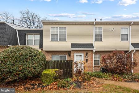 2147 HARBOUR DRIVE