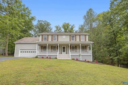 51 WOODLAWN DR