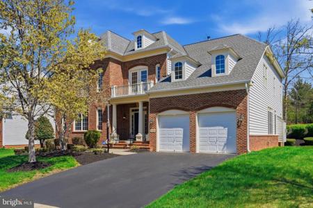 8033 TYSONS OAKS COURT