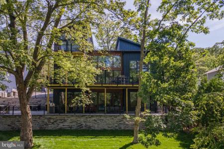845 DEEP CREEK DRIVE