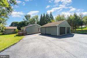 28 MCCANDLESS DRIVE