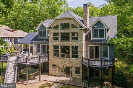 1319 SHORELINE DRIVE