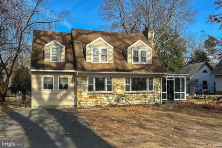 726 RIVER ROAD