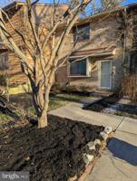 7488 HICKORY LOG CIRCLE