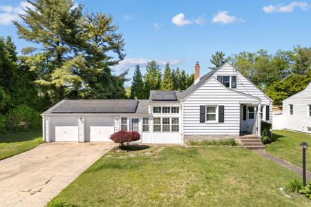 4 VIRGINIA AVENUE