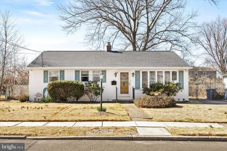 208 EIGHTH STREET