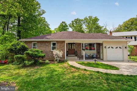 2211 DOCKSIDE COURT