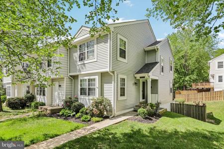 15301 WATERS EDGE COURT