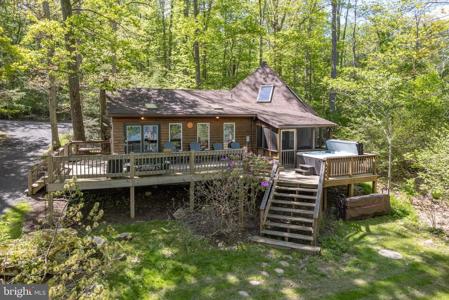588 LAKE FOREST DRIVE