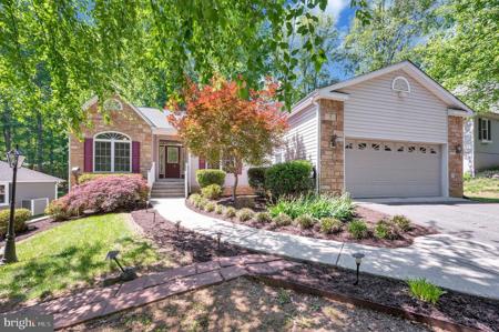 209 SAND TRAP LANE
