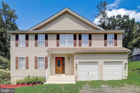 541 CARSON COURT