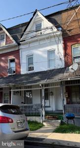 30 MONTGOMERY PLACE