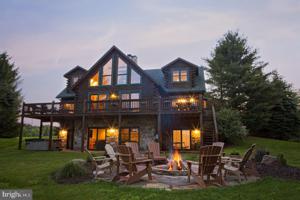215 HIDDEN COVE COURT
