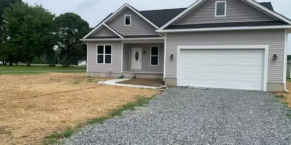 318 BEACON COURT