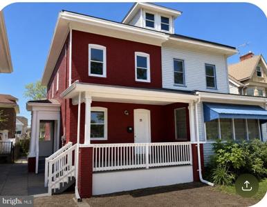 21 LENAPE AVENUE