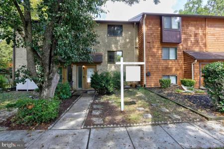 7337 KERRY HILL COURT