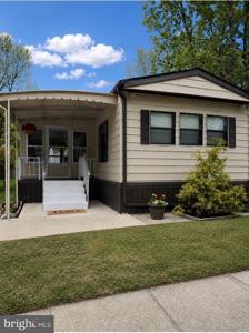 22 PINEVIEW