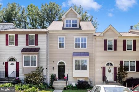 49 LAKE PARK COURT