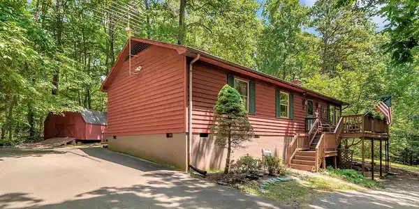 18 LAUREL DRIVE