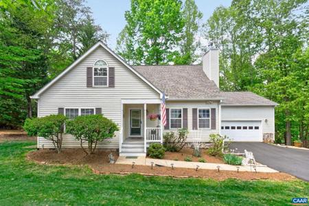 296 JEFFERSON DR