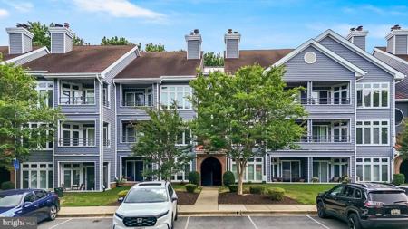 1140 LAKE HERON