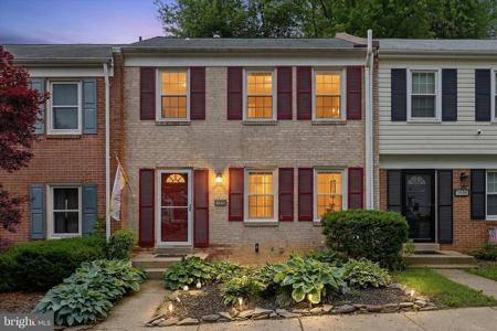 5446 LIGHTHOUSE LANE