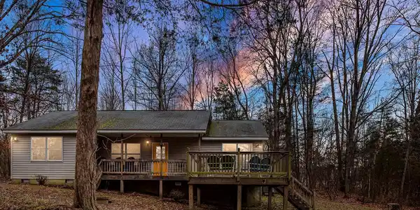 6208 CONNIE LANE
