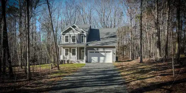 2406 HORSESHOE BEND DRIVE