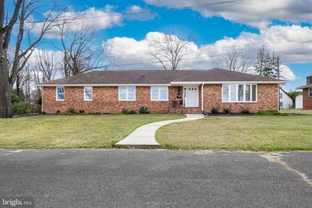 1098 RIVERVIEW DRIVE