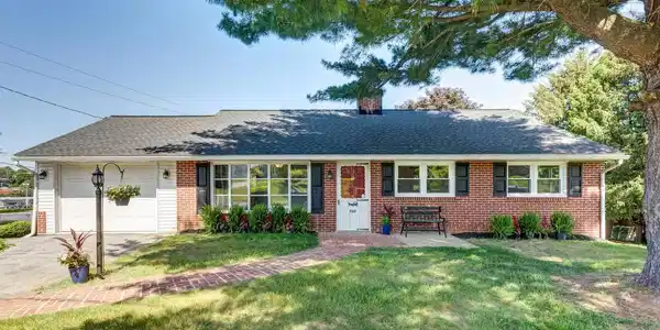 500 GENEVA DRIVE