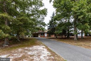18 CRANBERRY ROAD