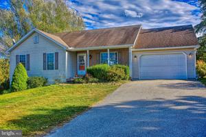 27 EWELL DRIVE