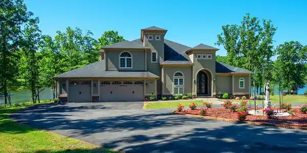 173 BLUE SKY WAY