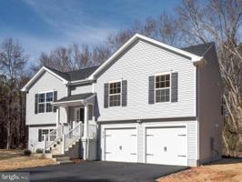 125 NEEDWOOD DRIVE