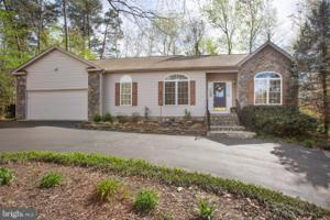 109 APPLEVIEW COURT