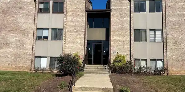 18915 SMOOTHSTONE WAY