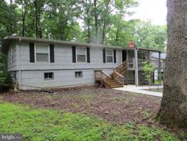 212 WAKEFIELD DRIVE