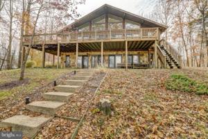 110 WINDWAY DRIVE