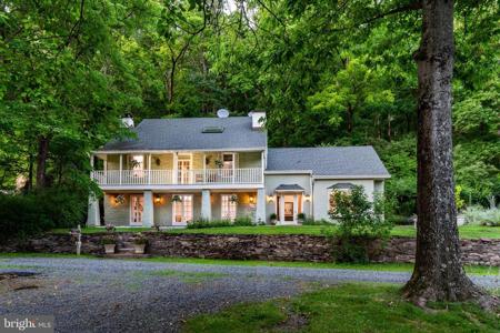 21 OLD RIVER ROAD