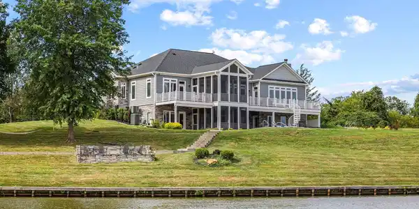 2640 PEACH GROVE ROAD