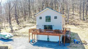 185 FOX DEN ROAD