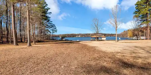 POINT DRIVE