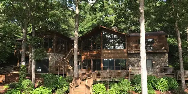 379 HEMLOCK LANE