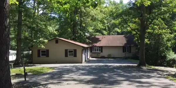 7303 OAKWOOD DRIVE