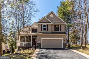 6696 GLEN LANE