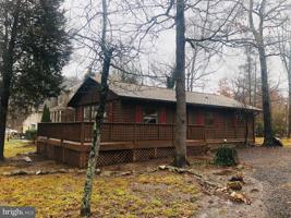 705 LAKEVIEW PARKWAY