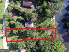 288 LAKE MEADE DR